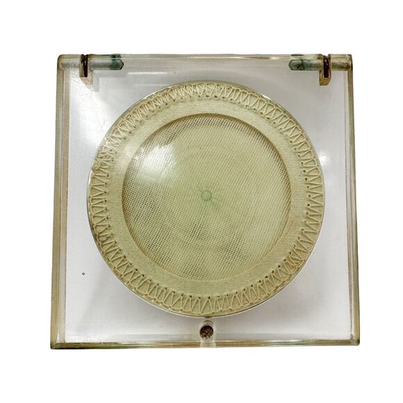 1940s Elgin American Lucite Compact | Sterling Silver Doves | NOS Puffs Included - Picture 5 of 13